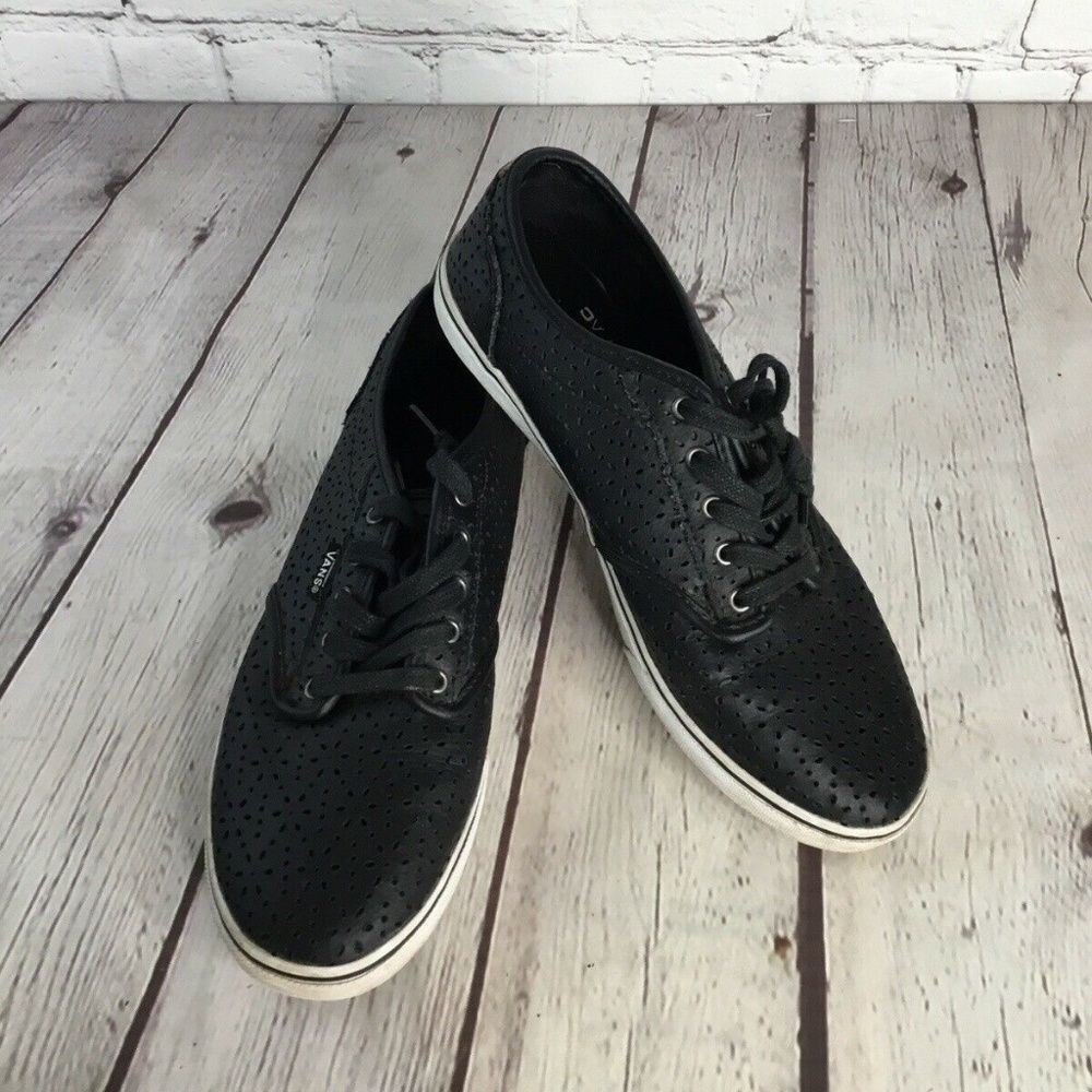 Vans Leather Perforated Skate Lace Up Sneakers Women Size 7.5 Black